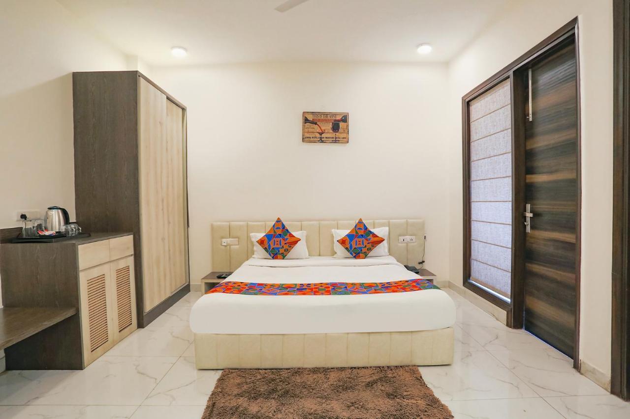 Fabhotel Ab Inn Huda City Center Gurgaon Zewnętrze zdjęcie