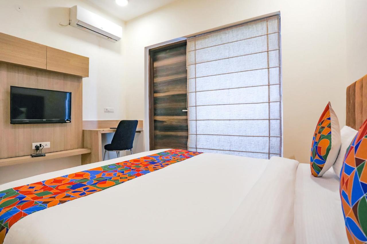 Fabhotel Ab Inn Huda City Center Gurgaon Zewnętrze zdjęcie